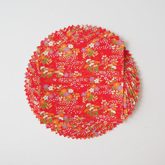Paquet de 20 feuilles de papier origami Yuzen Washi 14x14 cm HZ-104 - Champ de fleurs rouges