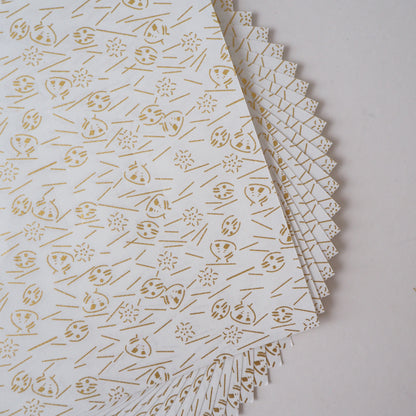 Pack of 20 Sheets 14x14cm Yuzen Washi Origami Paper HZ-107 - Gold Shells White