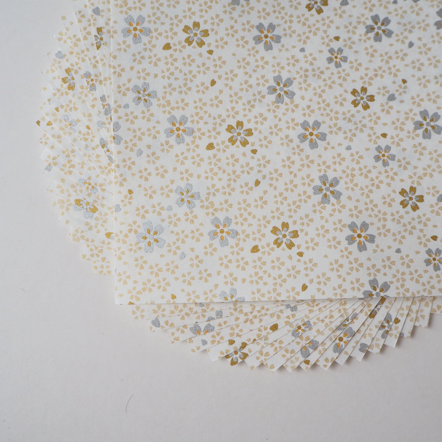 Pack of 20 Sheets 14x14cm Yuzen Washi Origami Paper HZ-157 - Small Gold Cherry Blossom White