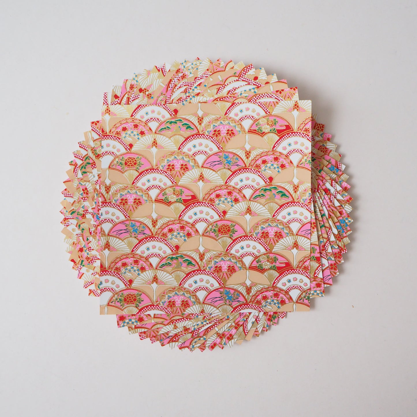 Paquete de 20 hojas de papel para origami Yuzen Washi de 14x14 cm HZ-032 - Magníficos abanicos florales y círculo de grullas
