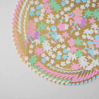 Paquet de 20 feuilles 14x14cm Papier Origami Yuzen Washi HZ-062 - Fleurs Pastel Or