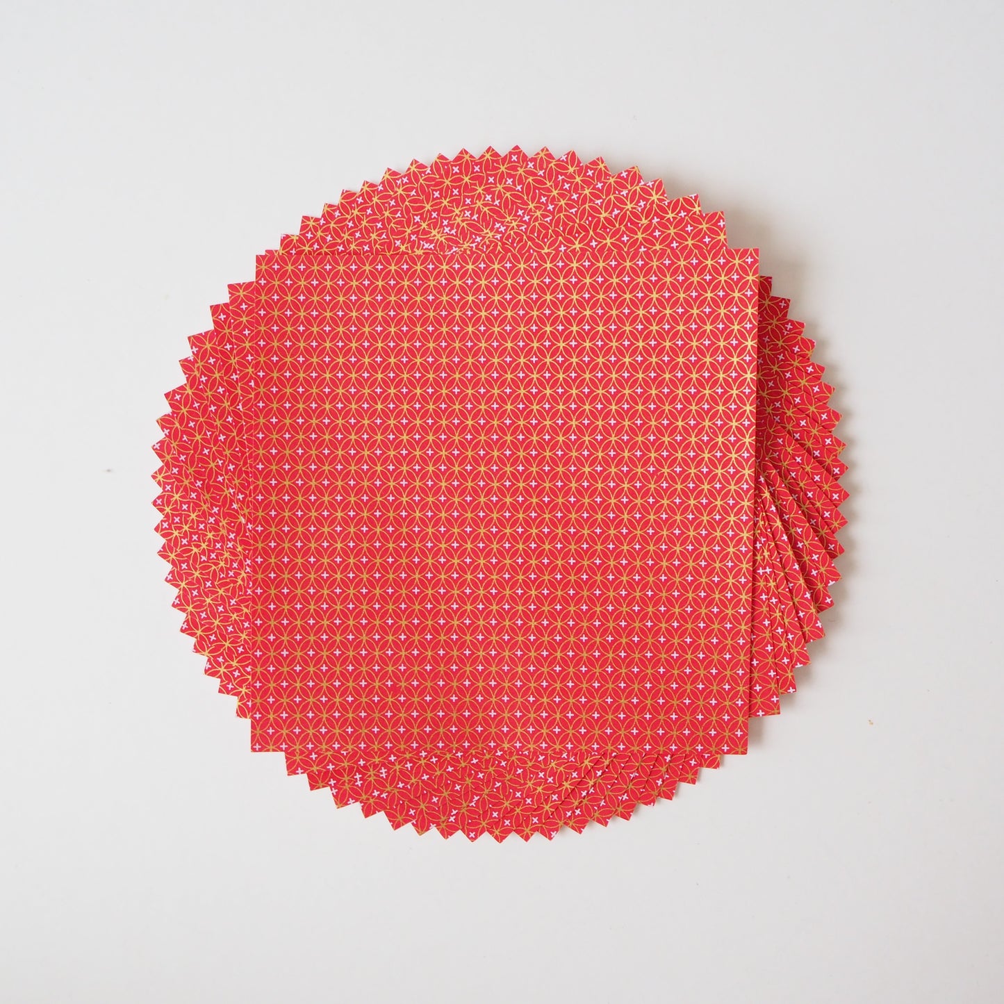 Paquete de 20 hojas de papel Yuzen Washi Origami de 14x14 cm HZ-064 - Shippou Circle Red