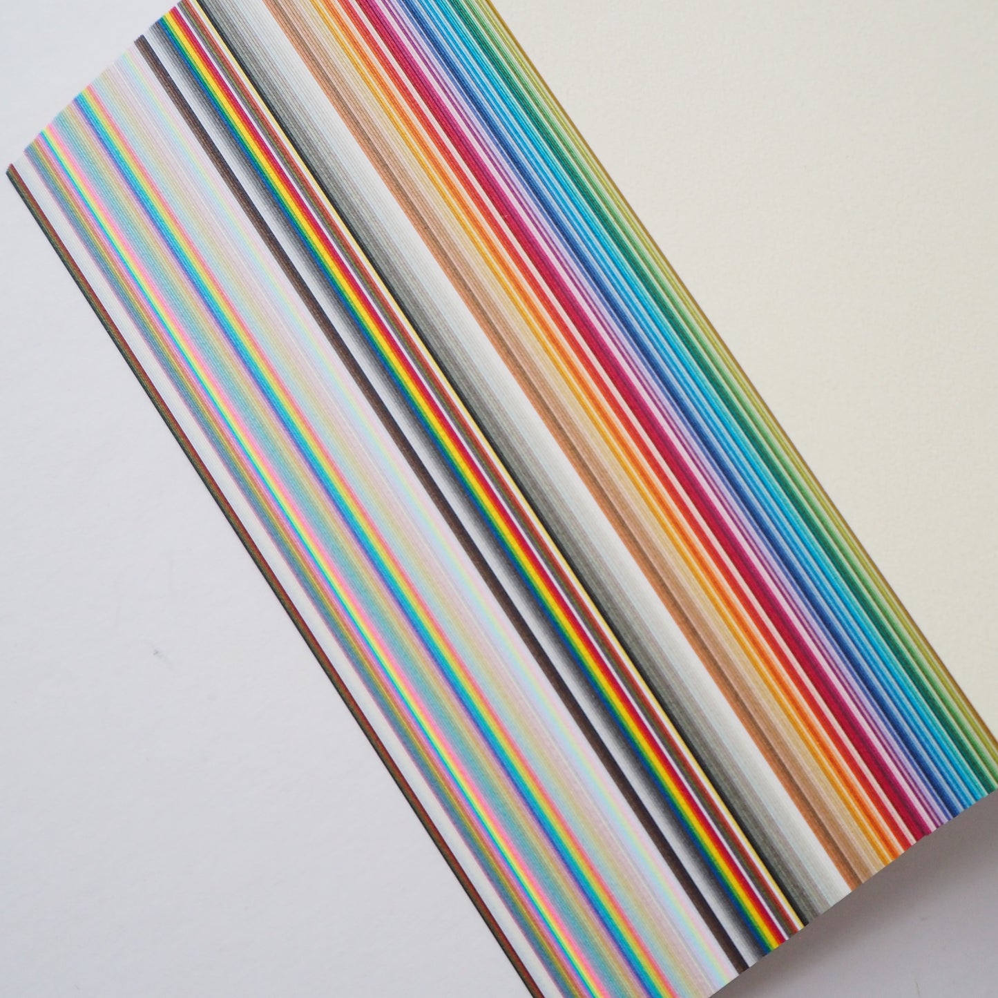 200 Sheets Multicoloured Toyo Tant Origami Paper Pack 15x15cm