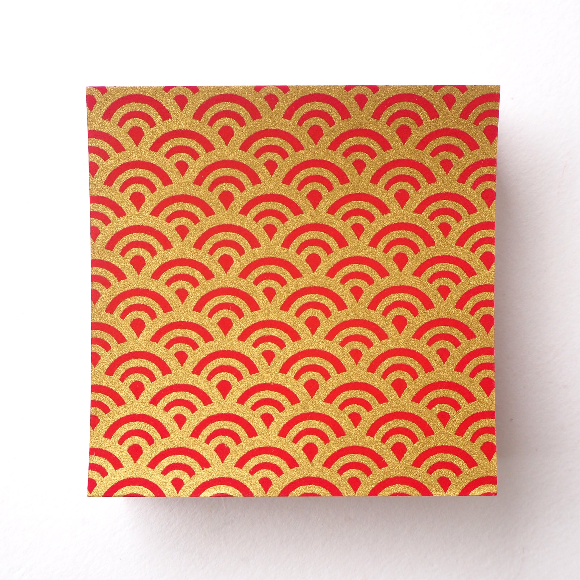 Pack of 100 Sheets 7x7cm Yuzen Washi Origami Paper  HZ-055 - Sea Waves Red Gold - washi paper - Lavender Home London