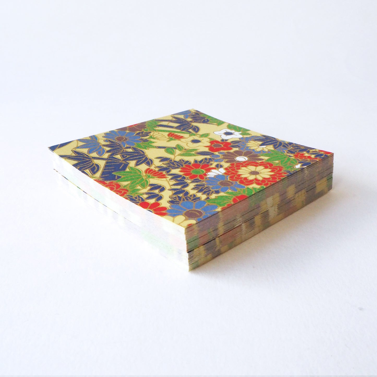 Pack of 100 Sheets 7x7cm Yuzen Washi Origami Paper HZ-072 - Chrysanthemum & Peony Garden - washi paper - Lavender Home London