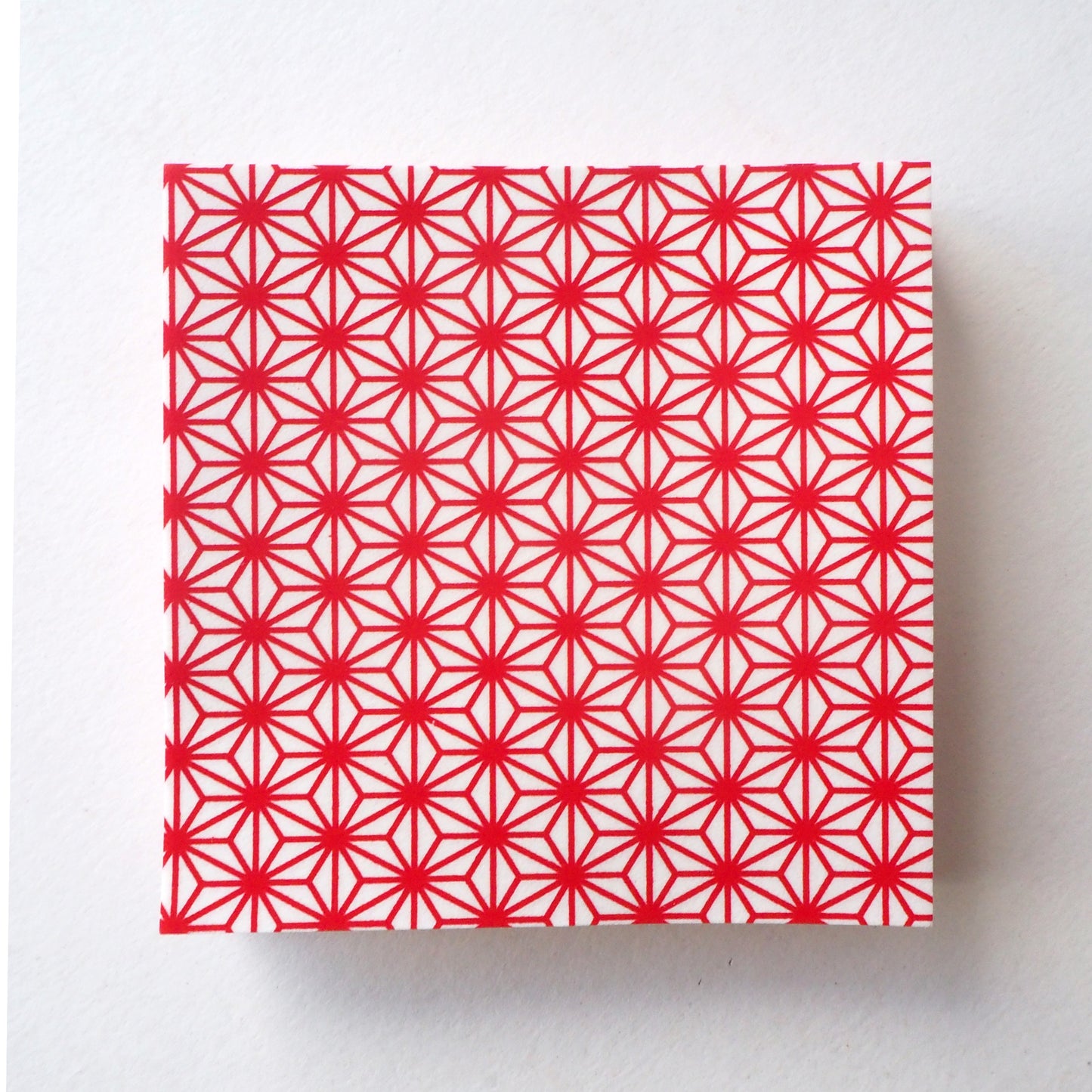Pack of 100 Sheets 7x7cm Yuzen Washi Origami Paper  HZ-077 - Red Hemp Leaf - washi paper - Lavender Home London
