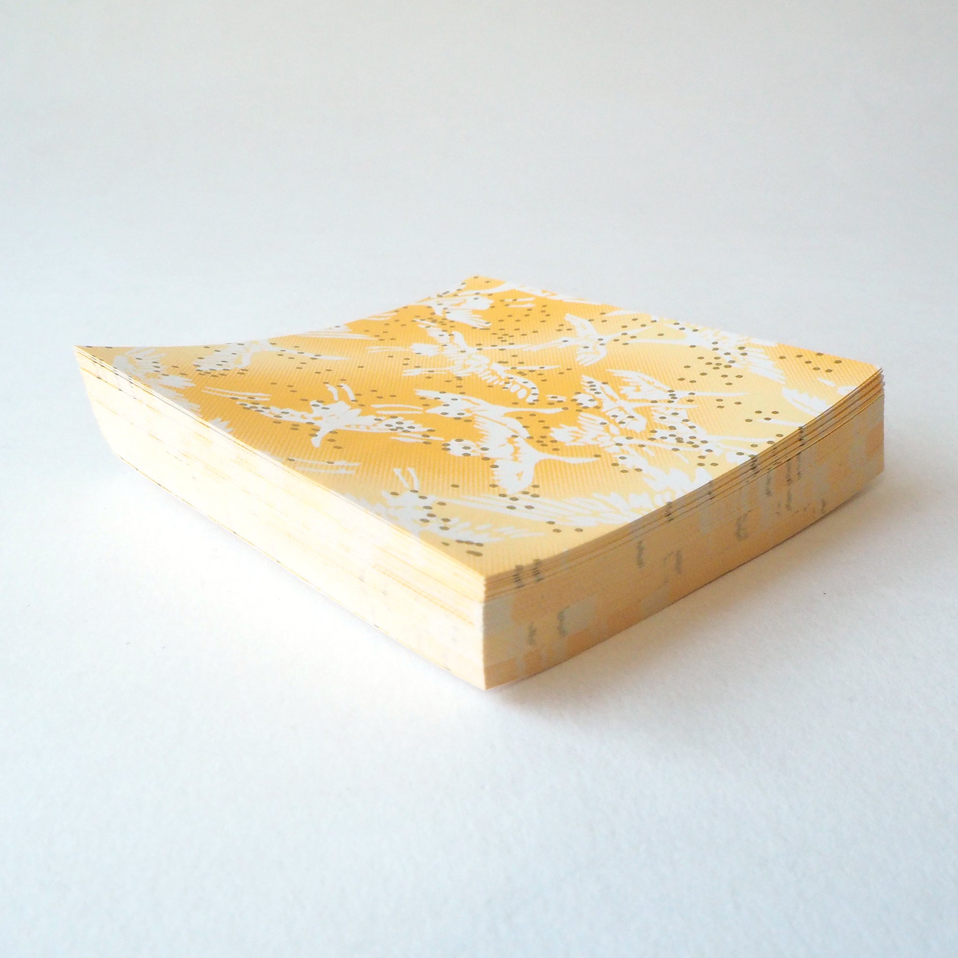 Pack of 100 Sheets 7x7cm Yuzen Washi Origami Paper  HZ-091 - Cranes Sunny Yellow - washi paper - Lavender Home London