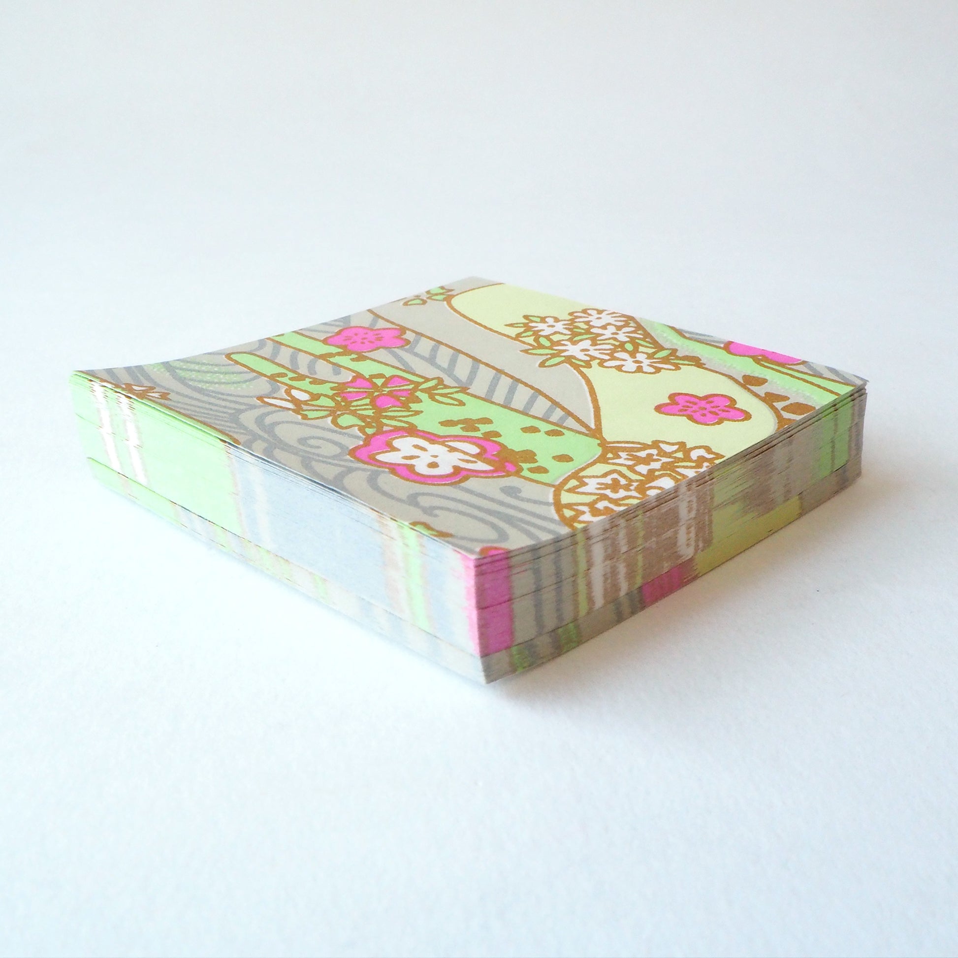 Pack of 100 Sheets 7x7cm Yuzen Washi Origami Paper  HZ-160 - Early Spring River - washi paper - Lavender Home London