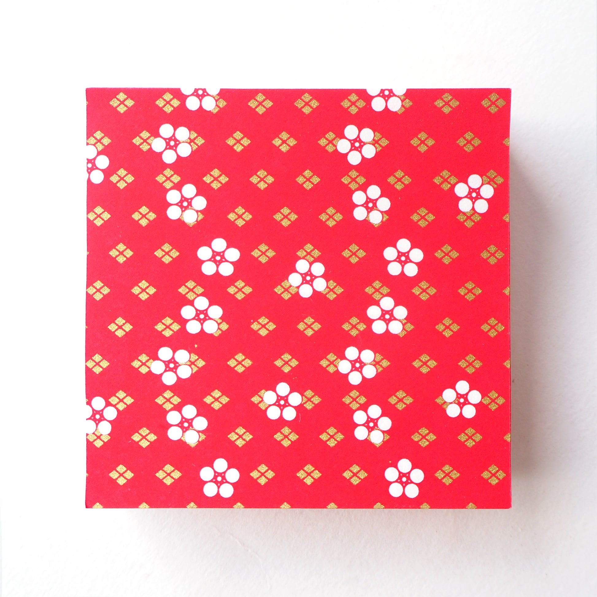 Pack of 100 Sheets 7x7cm Yuzen Washi Origami Paper HZ-216 - Rounded Cherry Blossom & Diamond Flower Red - washi paper - Lavender Home London
