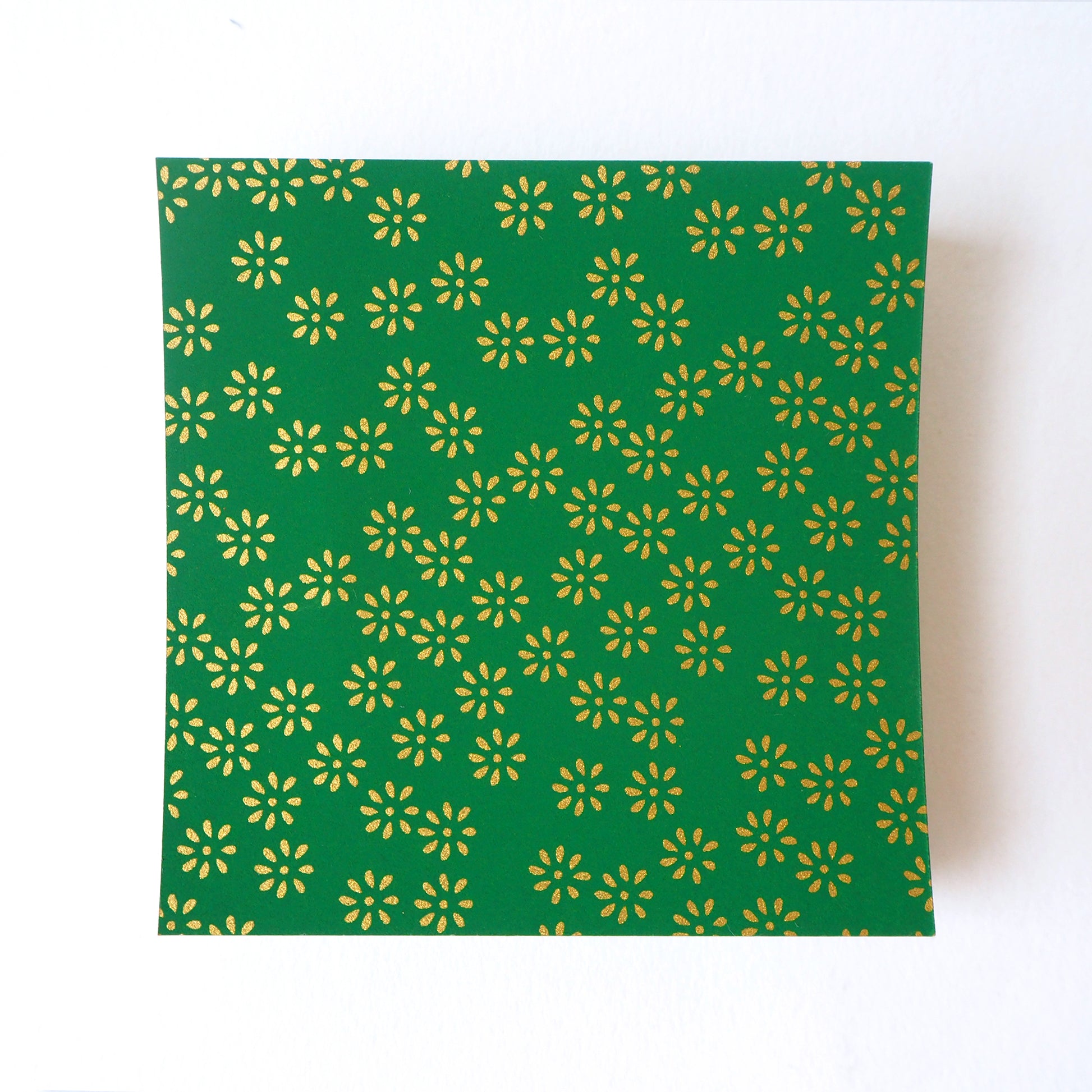 Pack of 100 Sheets 7x7cm Yuzen Washi Origami Paper HZ-288 - Small Chrysanthemum Green - washi paper - Lavender Home London
