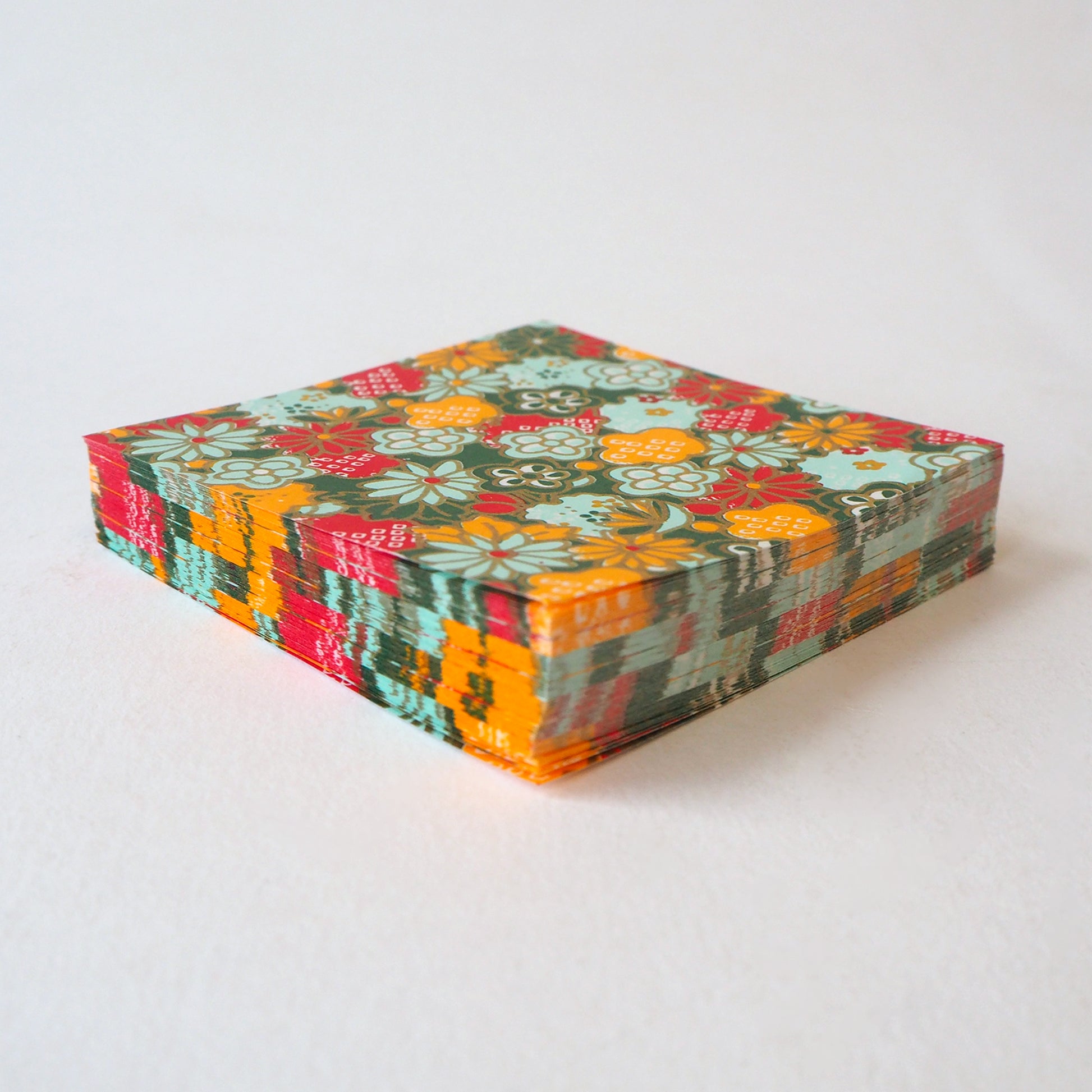Pack of 100 Sheets 7x7cm Yuzen Washi Origami Paper HZ-309 - Flowery Chrysanthemums Green - washi paper - Lavender Home London