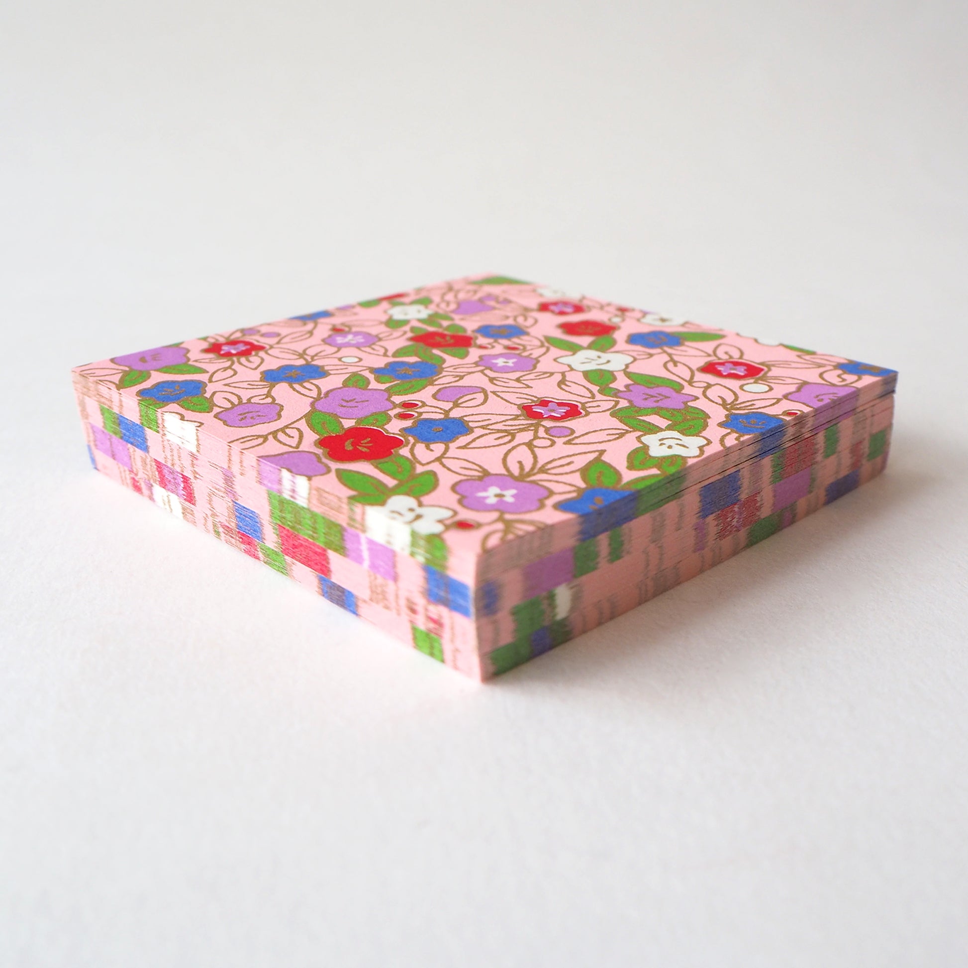 Pack of 100 Sheets 7x7cm Yuzen Washi Origami Paper HZ-324 - Morning Glories & Bellflowers Pink - washi paper - Lavender Home London