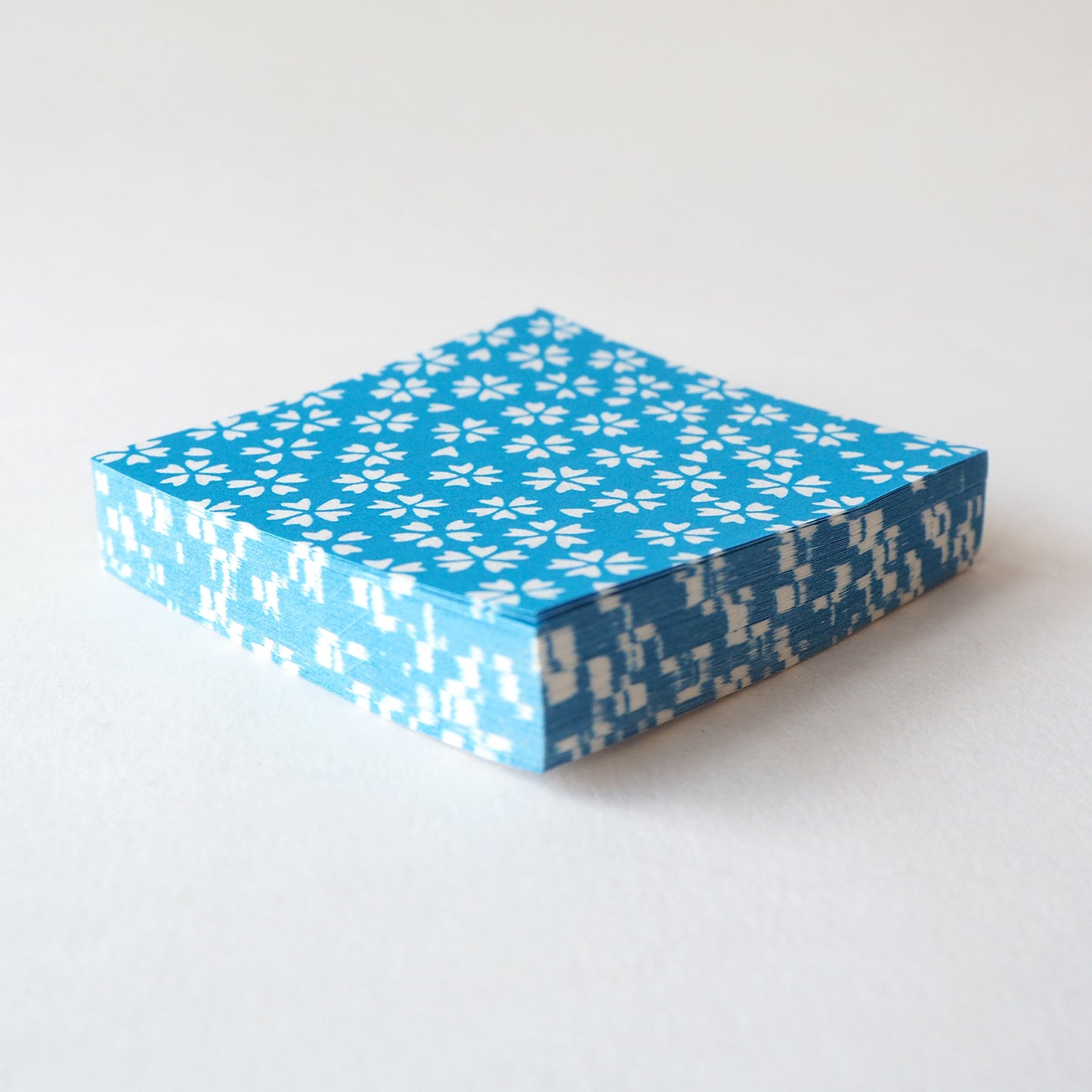 Pack of 100 Sheets 7x7cm Yuzen Washi Origami Paper HZ-362 - Cherry Blossom Cerulean Blue - washi paper - Lavender Home London