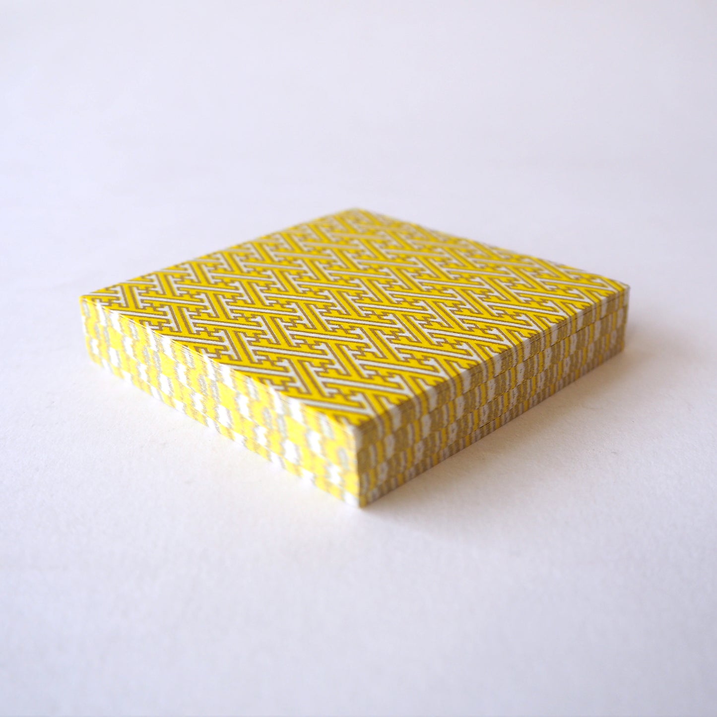 Pack of 100 Sheets 7x7cm Yuzen Washi Origami Paper HZ-377 - Yellow & White Sayagata - washi paper - Lavender Home London