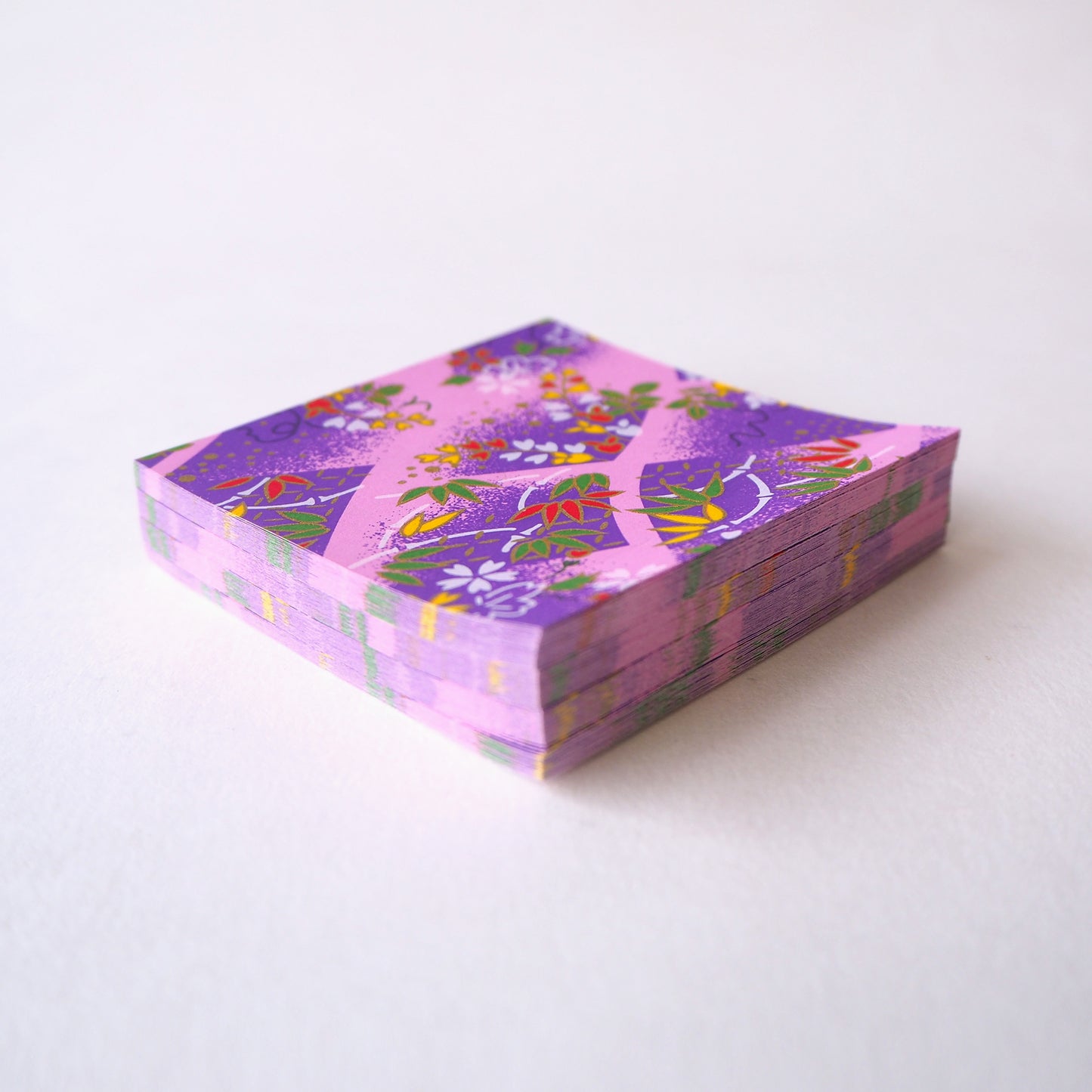 Pack of 100 Sheets 7x7cm Yuzen Washi Origami Paper HZ-443 - Cherry Blossom & Weight Chain Purple - washi paper - Lavender Home London