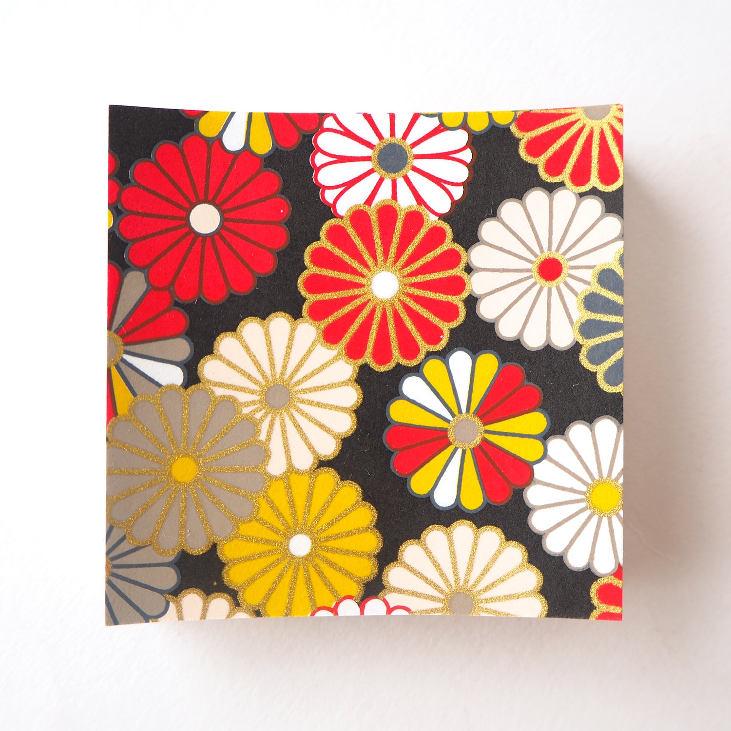 Pack of 100 Sheets 7x7cm Yuzen Washi Origami Paper HZ-460 - Traditional Chrysanthemum - washi paper - Lavender Home London