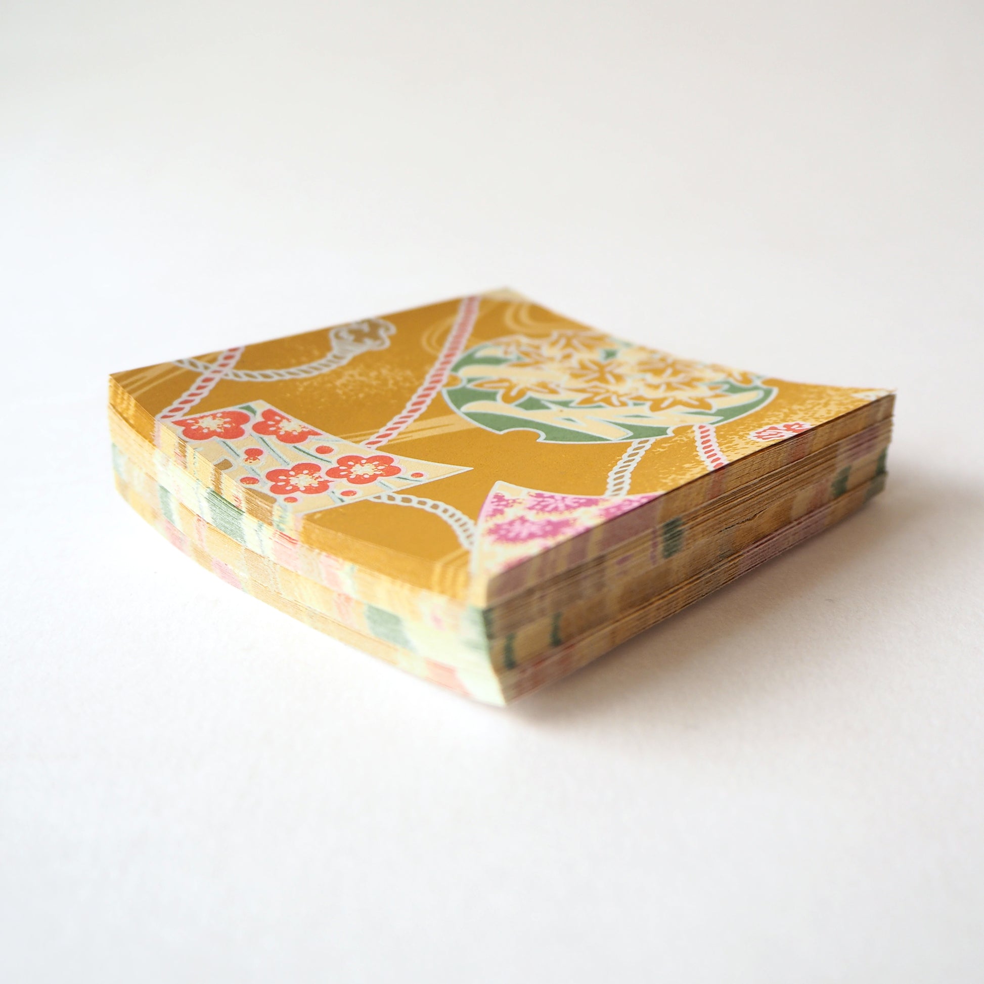 Pack of 100 Sheets 7x7cm Yuzen Washi Origami Paper HZ-509 - Chinese Characters Turmeric - washi paper - Lavender Home London