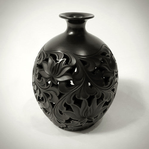 Traditional Chinese Handcrafted Black Clay - Vault of Heaven Vase - Lotus Flowers - Homeware - Lavender Home London