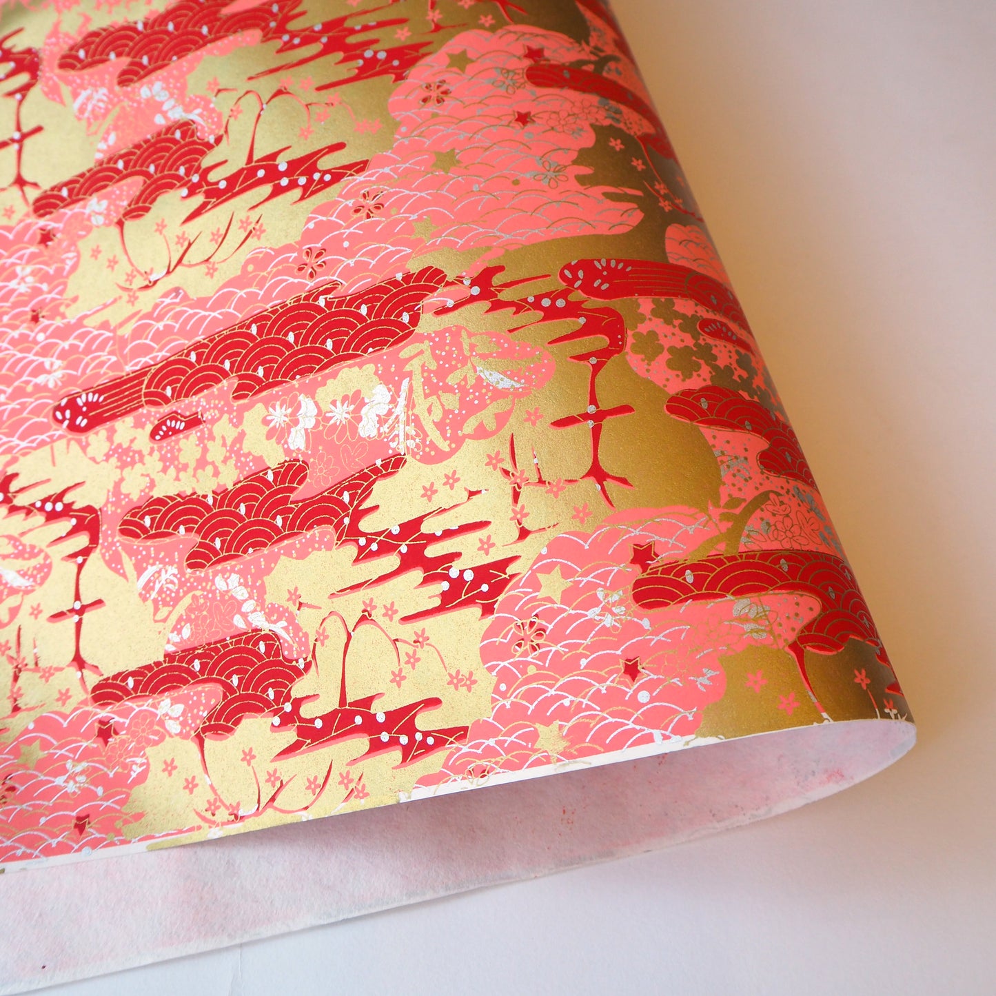 Yuzen Washi Wrapping Paper HZ-060 - Red Sea Waves Garden - washi paper - Lavender Home London